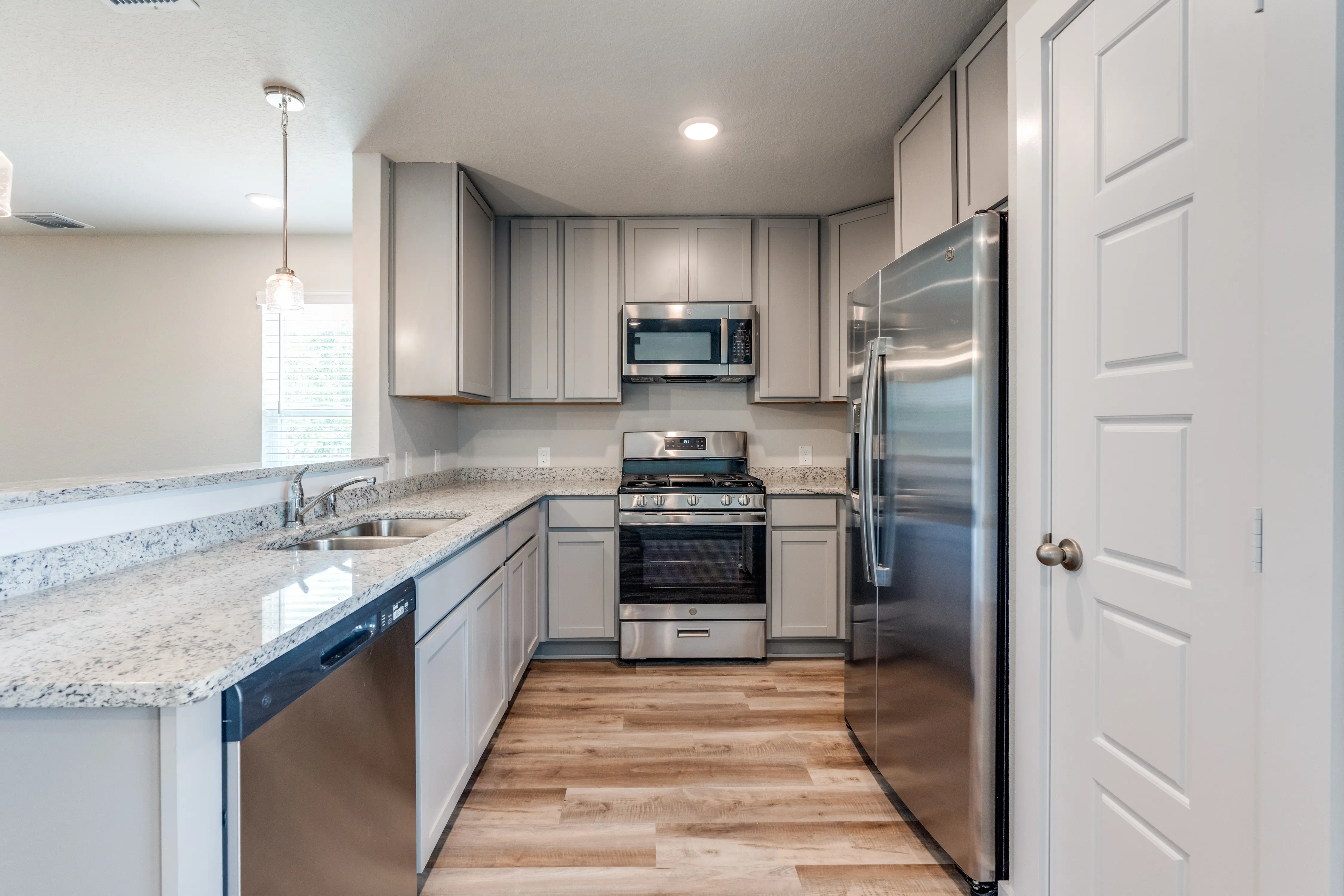 Fourplex San Antonio - Kitchen