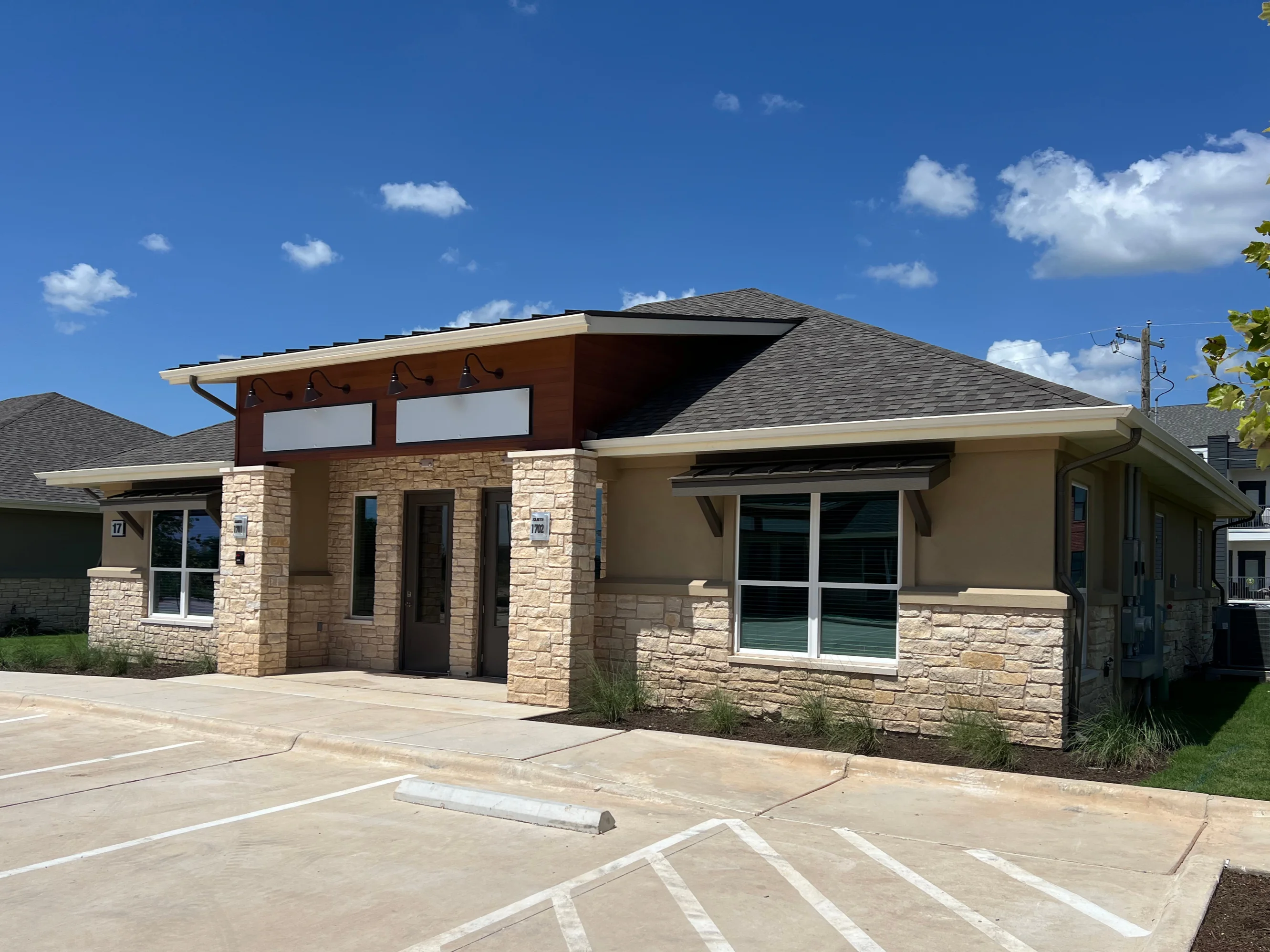 Vista Office Condos - Building Entrance